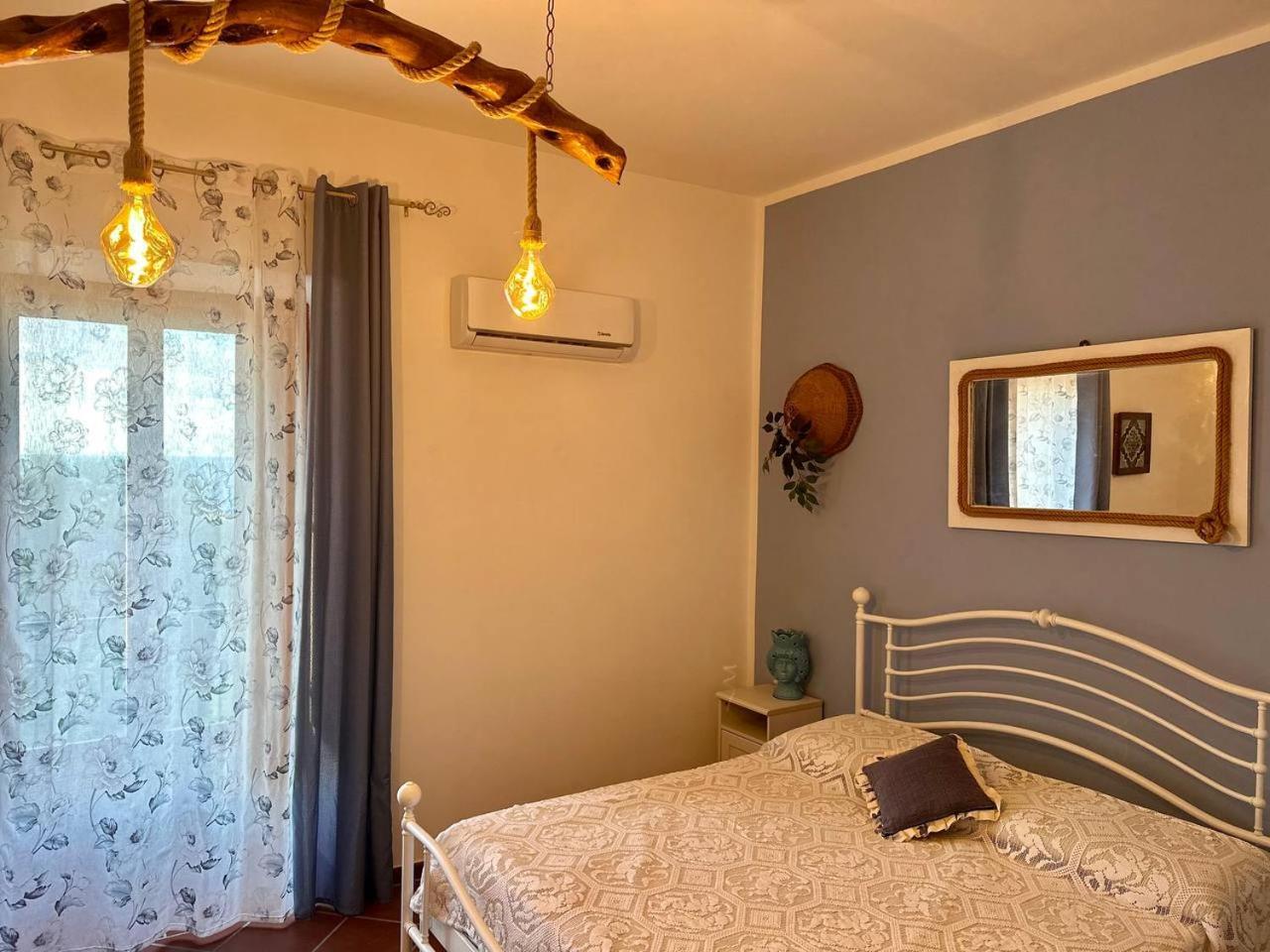 Villa Tiche Чефалу Стая снимка