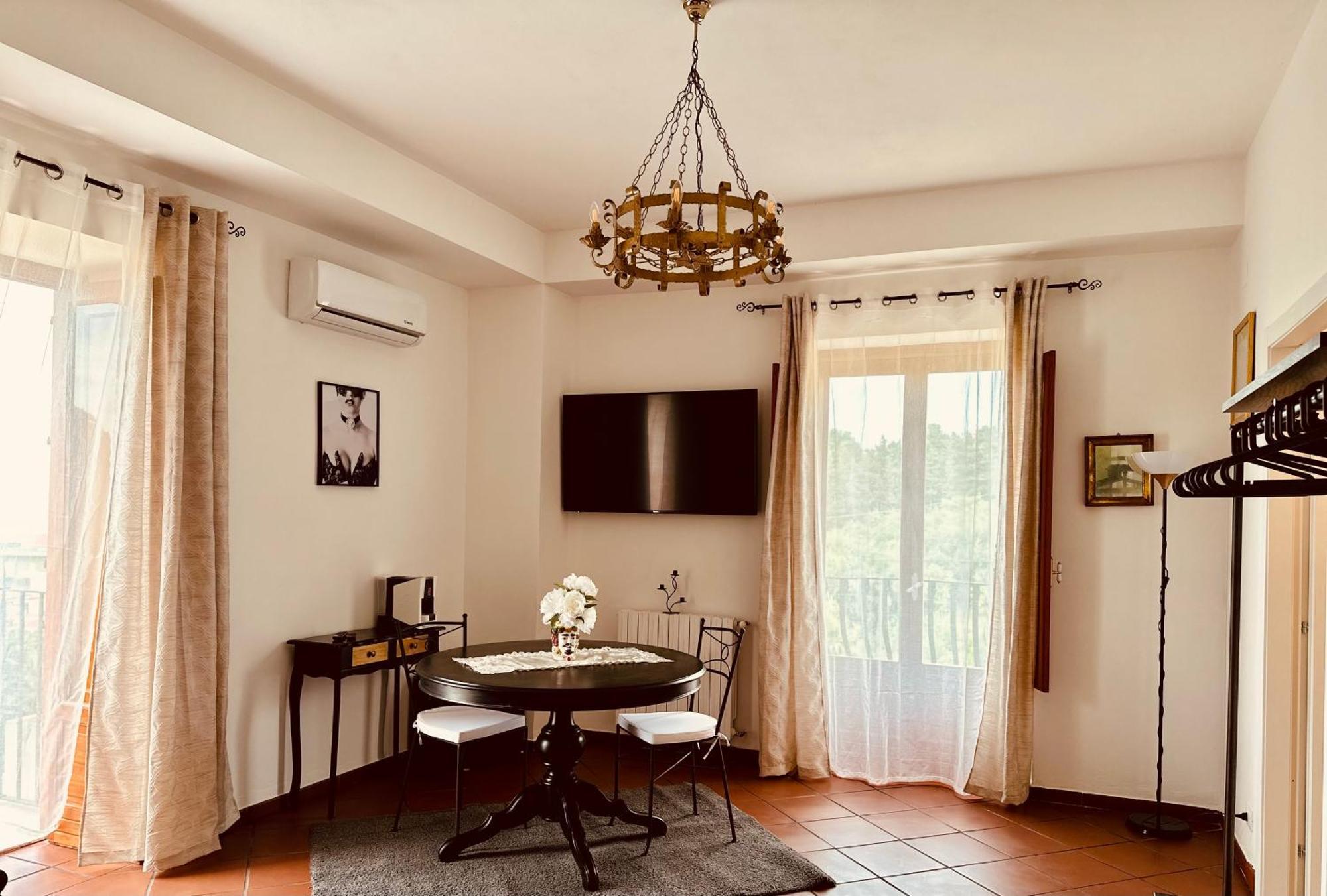 Villa Tiche Чефалу Екстериор снимка